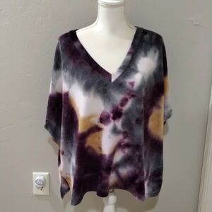 CAKE purple gray tie dyed v neck oversized top size large light fleece